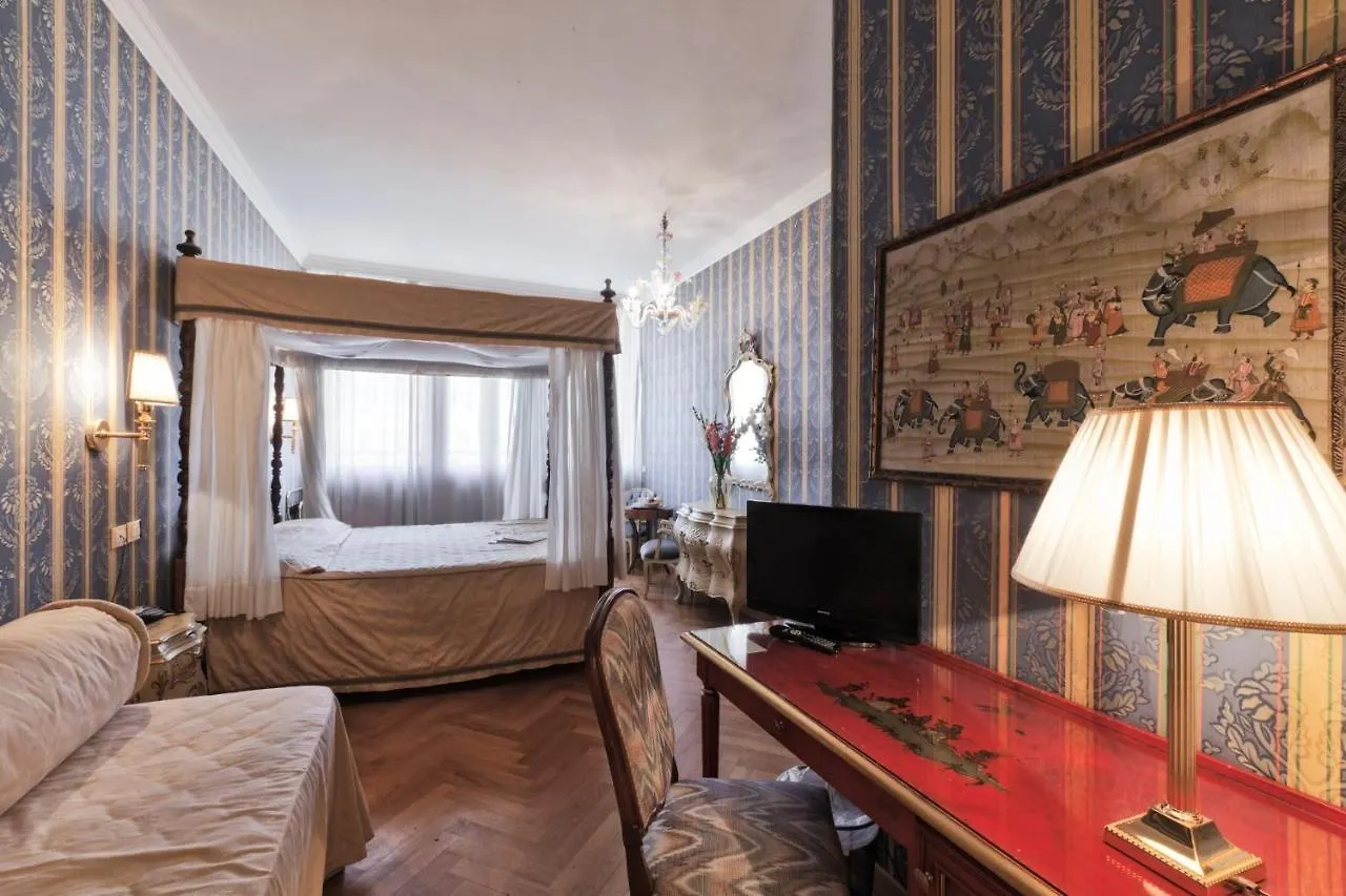 Palazzo Cendon Piano Antico Hotel Velence