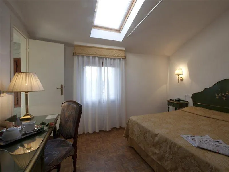 Palazzo Cendon Piano Antico Hotel Velence 3*,  Olaszország