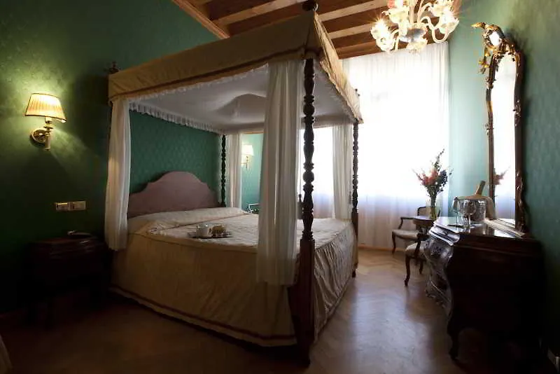 Hotel Palazzo Cendon Piano Antico Venezia 3*,