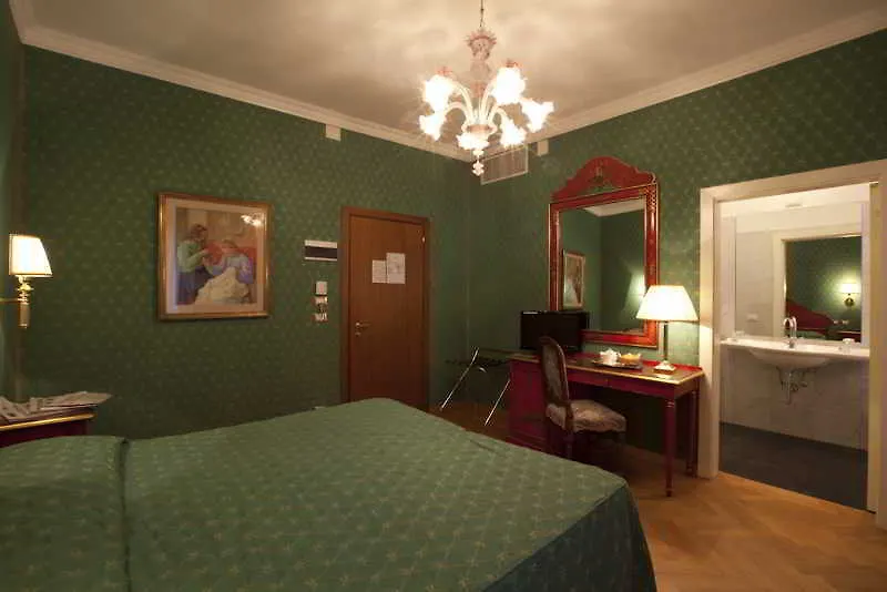 Palazzo Cendon Piano Antico Otel Venedik İtalya
